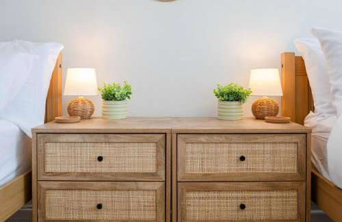 Prime Location - Southwold Gem - Sleeps 8 - Whole Cottage - Photo 60