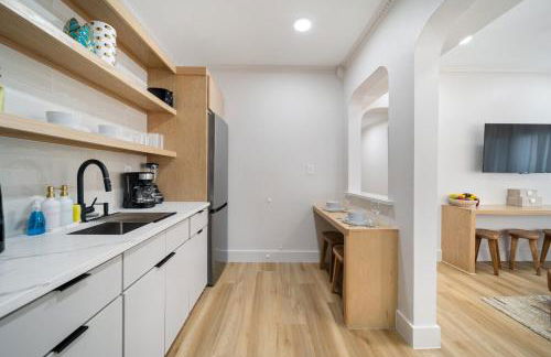 Mediterranean Villa #3 at East Downtown - Foto 13