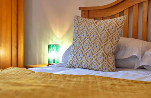 Finest Retreats - South Downs Lodge - Photo 4