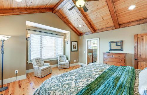 Mountain-View Georgia Cabin with 2 Decks - Foto 13