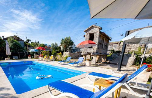 Idyllic Villa in Cova with Private Pool - Foto 1