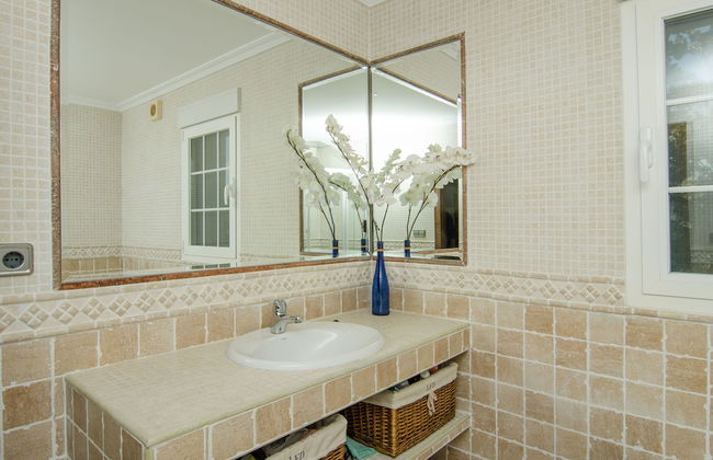 Sun-kissed Villa in Albir With Swimming Pool - Foto 14