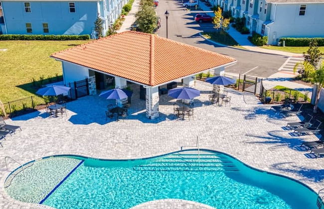 Super Spacious Near Disney With Private Pool - Photo 48