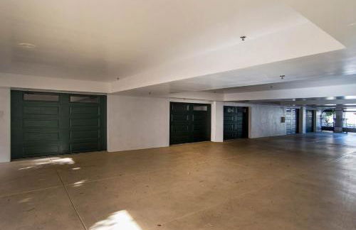 Luxurious Mykonos in Santa Barbara with Outdoor Deck Short Bike Ride to Beach - Foto 40