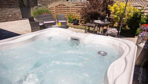 The Coal House - Photo 2