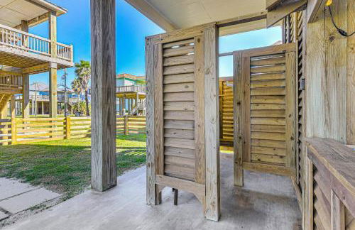 Steps to Crystal Beach Gem with Ocean-View Deck! - Foto 39