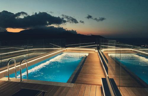 King Crimson Luxury Apartments - Photo 6