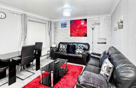 Manchester City Deluxe 4-Bed near Etihad Stadium & C0-0P Arena, Sleeps 9 - Foto 17