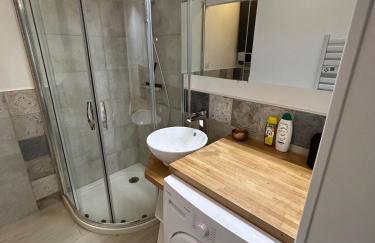 Le petit Hameau, t2 avec jardin et parking - Foto 7