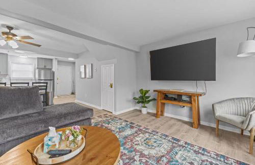 Convenient Apt Close to Downtown - Foto 29