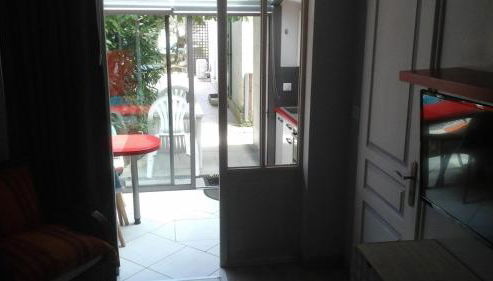 Studio maisonnette 200 m de la plage tout à pieds - Foto 5