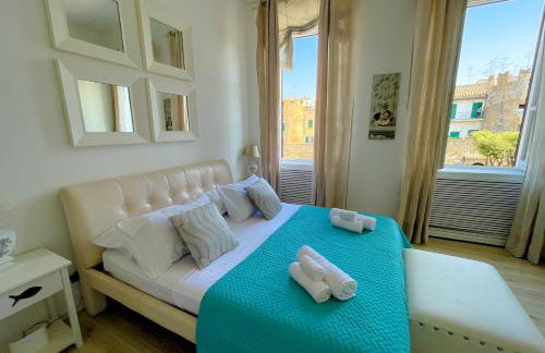 LUNA SUL PORTO Seaview Apartment - Bright and Spacious Flat in Central Nettuno, Steps from the Marina, Beaches, and Train Station - Photo 1