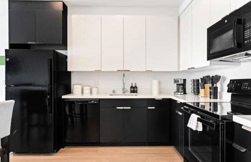 Unique 1-Bedroom DTLA Escape with City Views - Foto 6