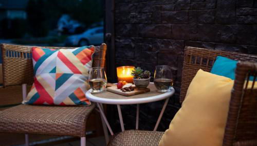 Cozy Bungalow Hot Tub & Fire Pit, Walk Downtown - Foto 5