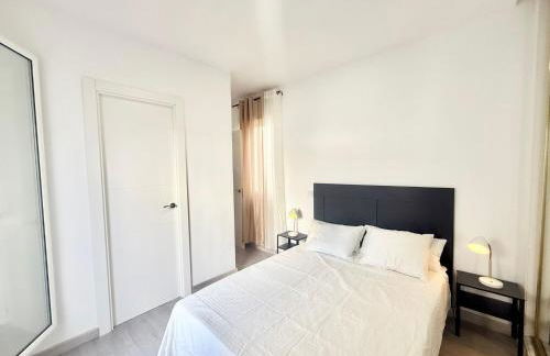 Metro Avenida de América 11 AMCH Hospedaje - Photo 17