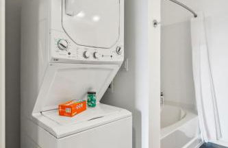 CozySuites Mill District with pool, gym # 09 - Foto 12