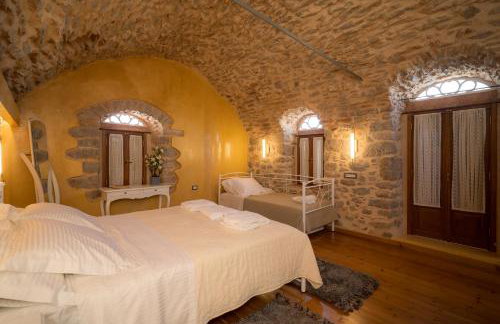 Mills Residence - Photo 1