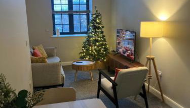 Chic Mill conversion beside Piece Hall & Eureka! - Foto 2