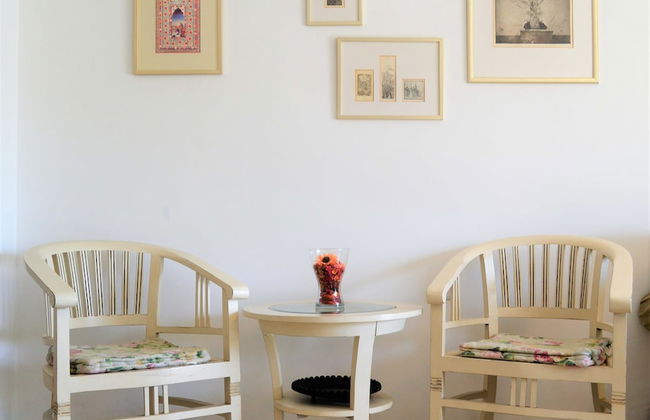 2BDR Amazing Location with Parking - Foto 11