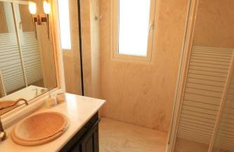 In White Villa - Photo 40