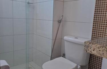 Edf Gil Nogueira - Praia do Morro - GUARAPARI - ES - Brasil - 4º Andar TELA Proteção - FRENTE Sol Manhã - 02 quartos com Split - WIFI - Varanda Gourmet com CHURRASQUEIRA - 02 elevadores - 01 Vaga - PISCINA - Sauna - Portaria 24 HRS - 50m da Praia do Morro - Photo 34