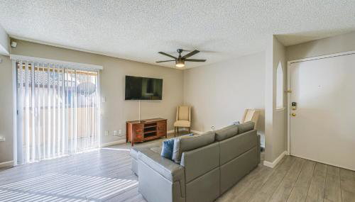 Cozy Fresno Condo w/ Balcony & Pool Access - Foto 4