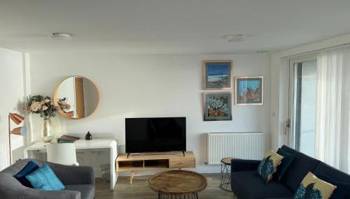 Seaview West Coast - Exceptional - 2 Bedrooms Sleeps 5 -Stunning Sea Views - 500 metres to Beach - Photo 3