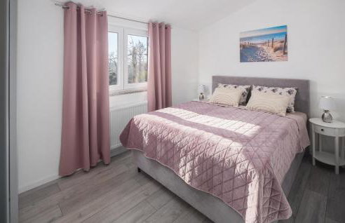 2 Bedroom Lovely Apartment In Nova Vas - Foto 20