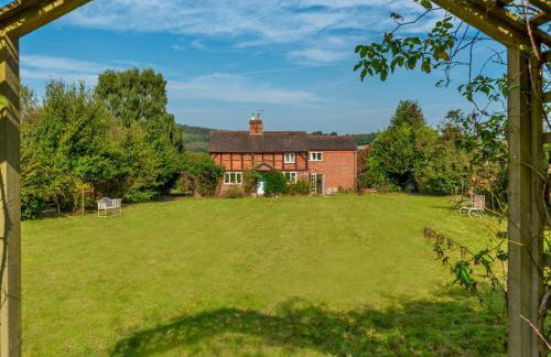 Charming 17th Cent Secluded Country Cottage Garden - Pass the Keys - Photo 33