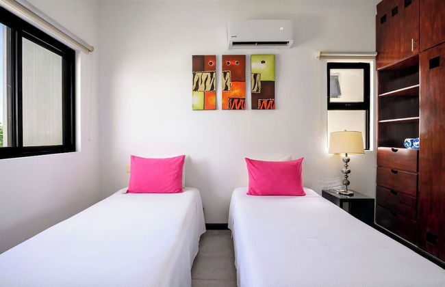 Velas Condos - Photo 24