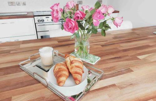 Modern 4 bedroom house in Weymouth Sunny Corner - Photo 31