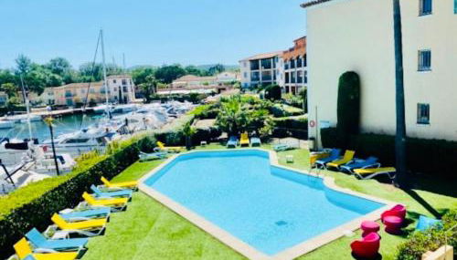 VUE Canal Superbe - Piscine - Parking Privé - Intérieur Neuf - Foto 2, sunbed