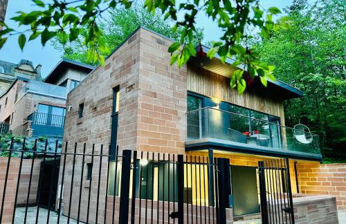 DESIGNER HOUSE - University of Glasgow / Central Glasgow 'Hillhead' West End G12 - Luxurious & Contemporary Detached House / Terrace / Garden / 'electric car charging' Garage Parking - Foto 41