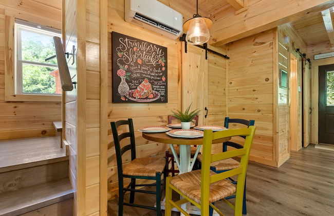 Strawberry Patch - Photo 11