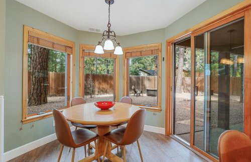 Bluebird Song Prime Flagstaff Location Outdoor Retreat with Fenced Yard and Firepit - Foto 2