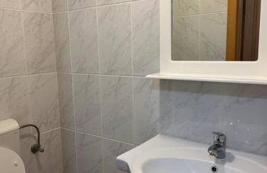 Spacious Apartment with 2 Bathrooms, Near Beach and Center - Foto 17