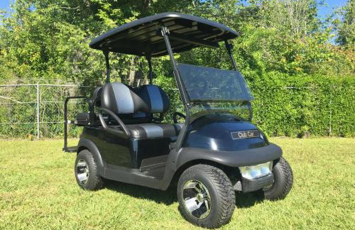 StylishAptWtrGrdnOppLake&Prk&Yrd - Foto 3