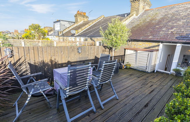 JOIVY Deluxe 2bed apartment with terrace - Photo 21