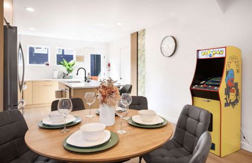 2025 Modern 2BR Home Near Sea-Tac & Boeing - Foto 18