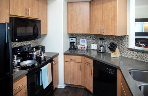 Luxury Vacation Rentals by Meridian CondoResorts - Foto 18