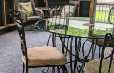 Cozy Barn with Pool Access & Near Lake Conroe - Foto 21