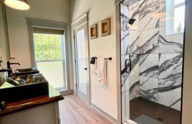 Historical Boiler Maker Turns Vacation Destination - Foto 25