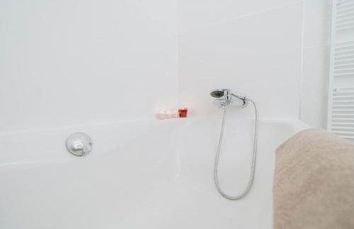 Luxurious 105m2 Penthouse in Prime Location 4 Bedroms & Balcony - Photo 18