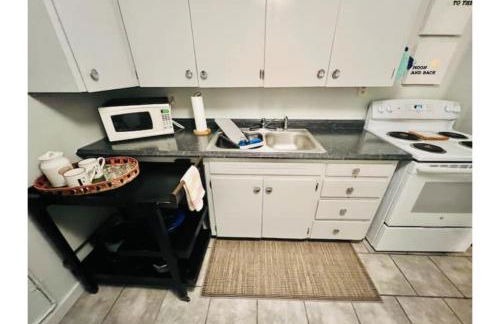 Charming 1-Bedroom Apartment in Great Neighborhood - Foto 9