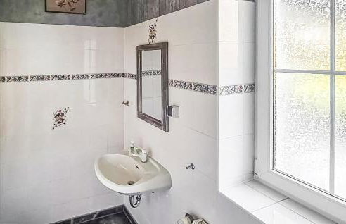 3 Bedroom Awesome Home In Postomino - Foto 26