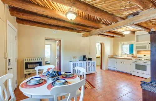 Near Hiking and Skiing Mora Cottage with Mtn Views - Foto 1