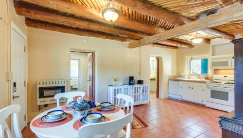 Near Hiking and Skiing Mora Cottage with Mtn Views - Foto 1