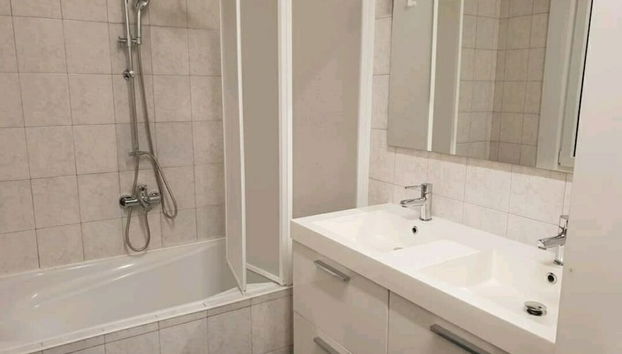 Ducha del cuarto de baño