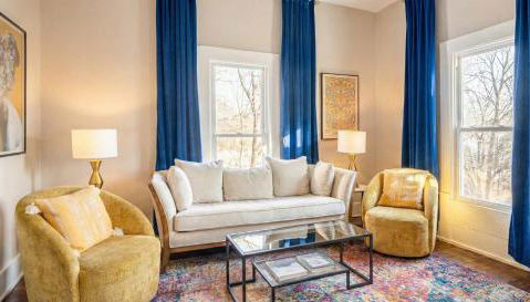 3BR Farmhouse with Views Near Hart Creek Trails - Foto 2