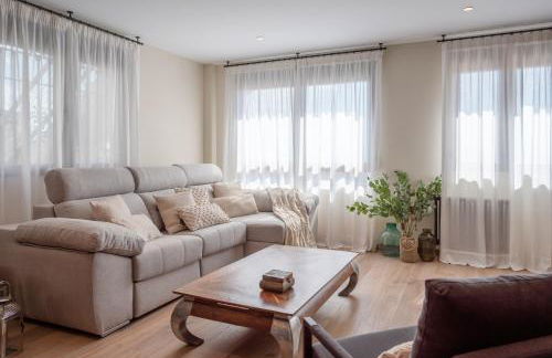 Espectacular Casa de lujo con Piscina, barbacoa, jacuzzi y vistas panorámicas a toda Granada - Foto 56